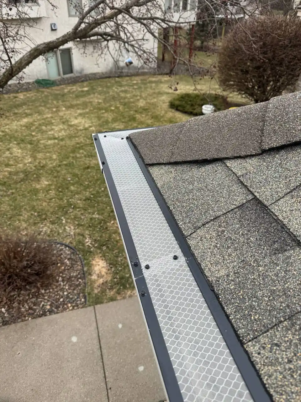 Seamless gutter installation and repair on a Woodbury MN home