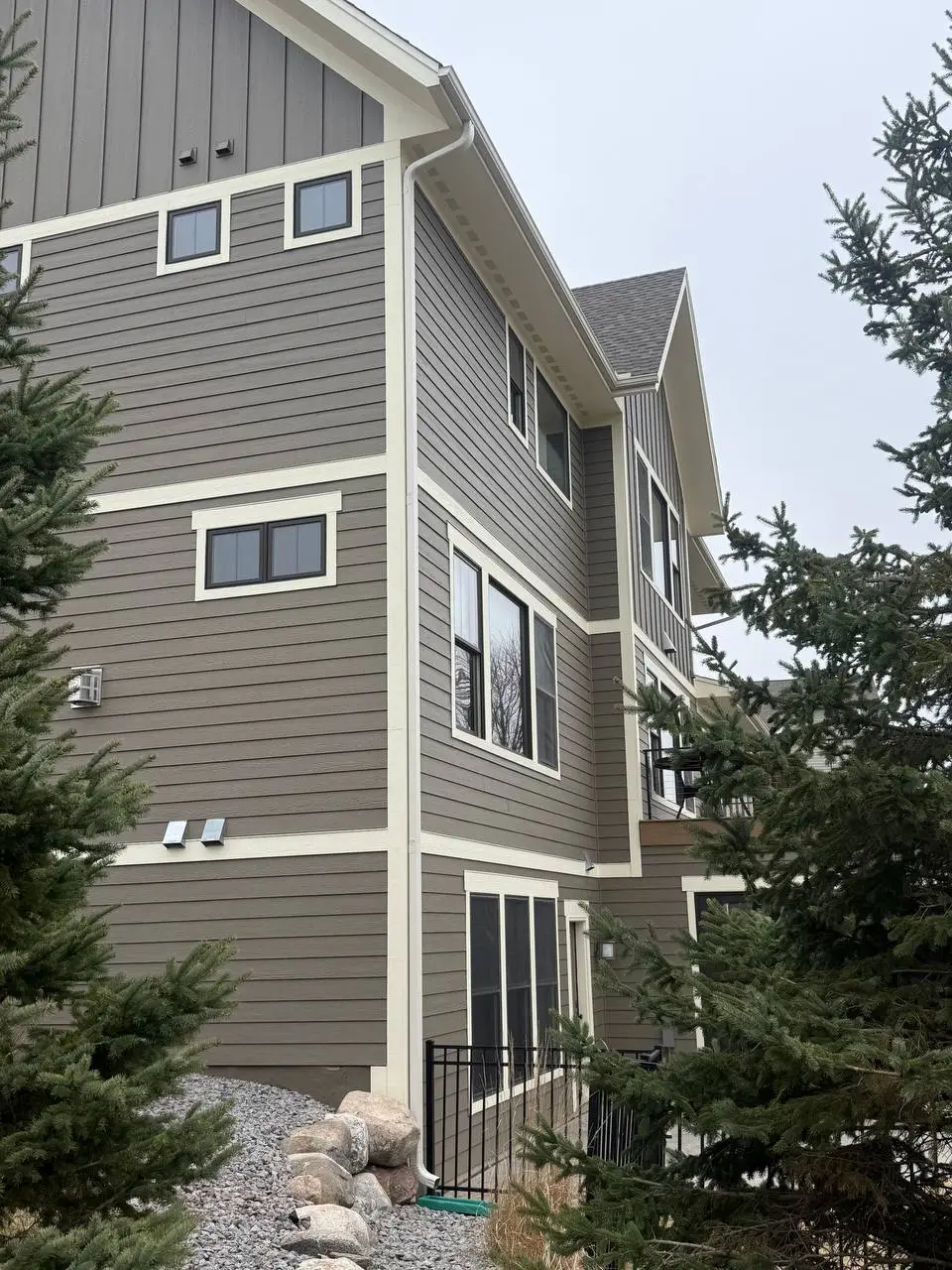 Full gutter replacement on a large multi-story home in Woodbury MN area